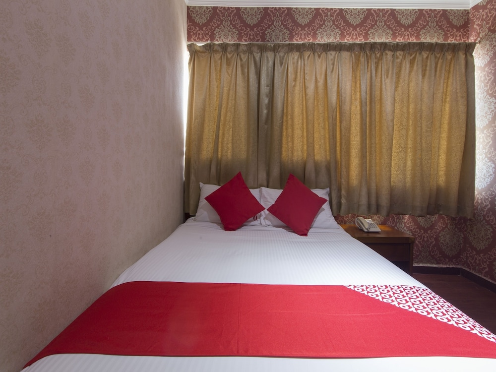 hotel o ghc near penang street art formerly queen city hotel