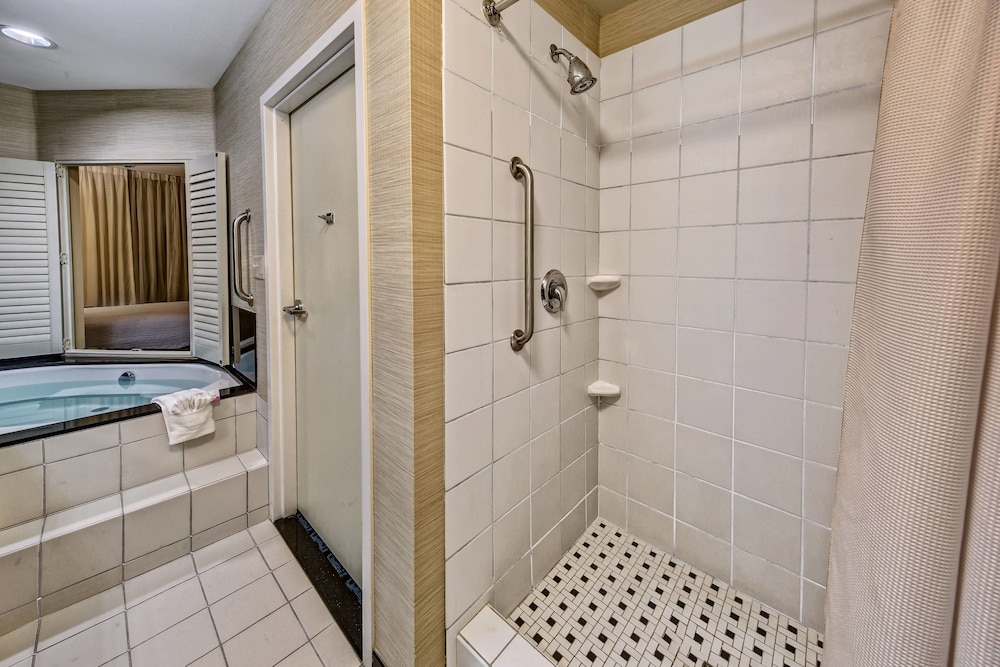 fairfield inn and suites oklahoma city airport