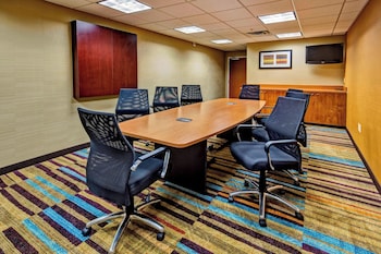 fairfield inn and suites oklahoma city airport