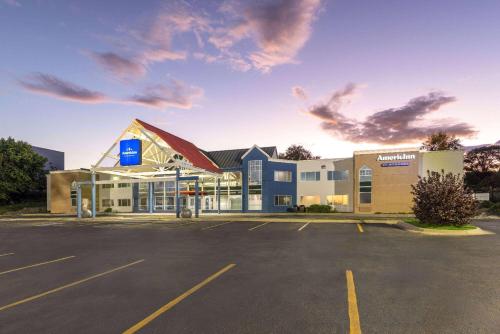 the inn and suites omaha near zoo