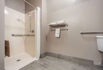 quality inn and suites