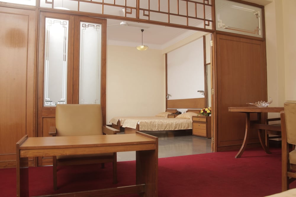 sea green south hotel