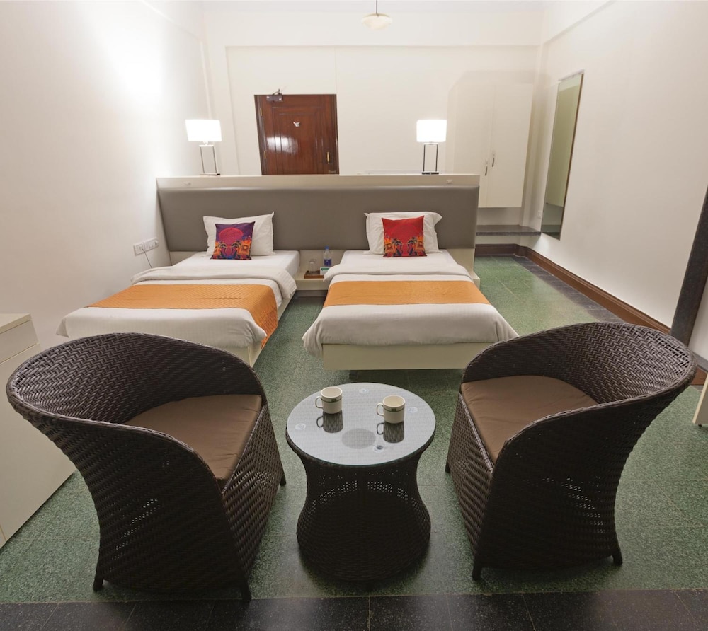 sea green south hotel