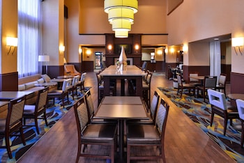 hampton inn and suites ontario