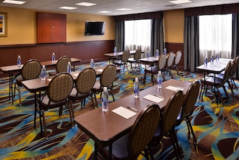 hampton inn and suites ontario
