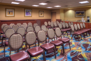 hampton inn and suites ontario