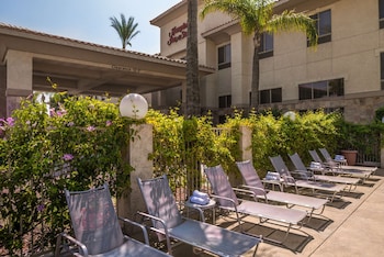 hampton inn and suites ontario