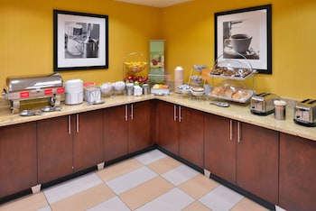 hampton inn and suites ontario