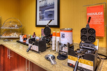 hampton inn and suites ontario