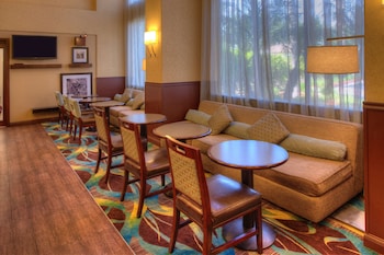 hampton inn and suites ontario