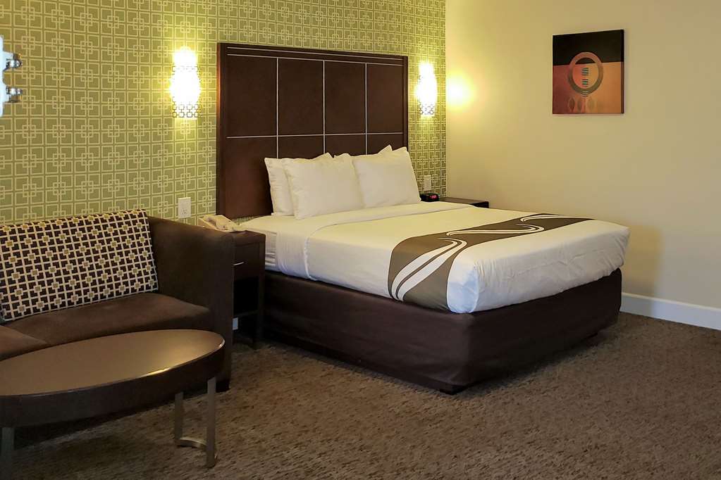 quality inn ontario airport convention center