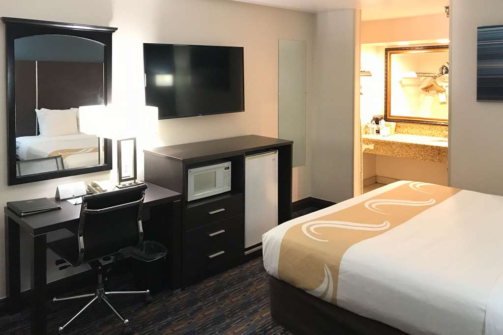 quality inn ontario airport convention center