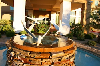 hampton inn and suites palm desert