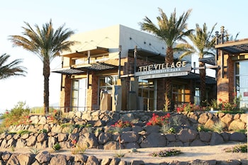 hampton inn and suites palm desert