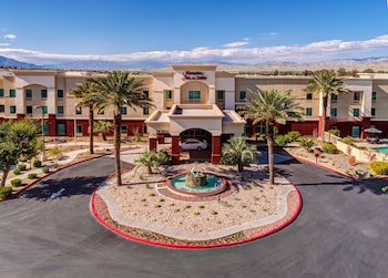 hampton inn and suites palm desert