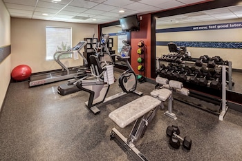 hampton inn and suites palm desert