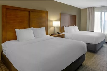 comfort inn and suites peachtree corners