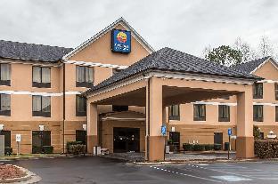 comfort inn and suites peachtree corners