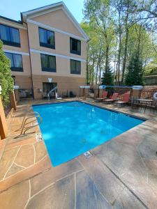 comfort inn and suites peachtree corners