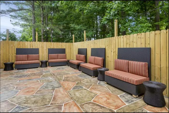 comfort inn and suites peachtree corners