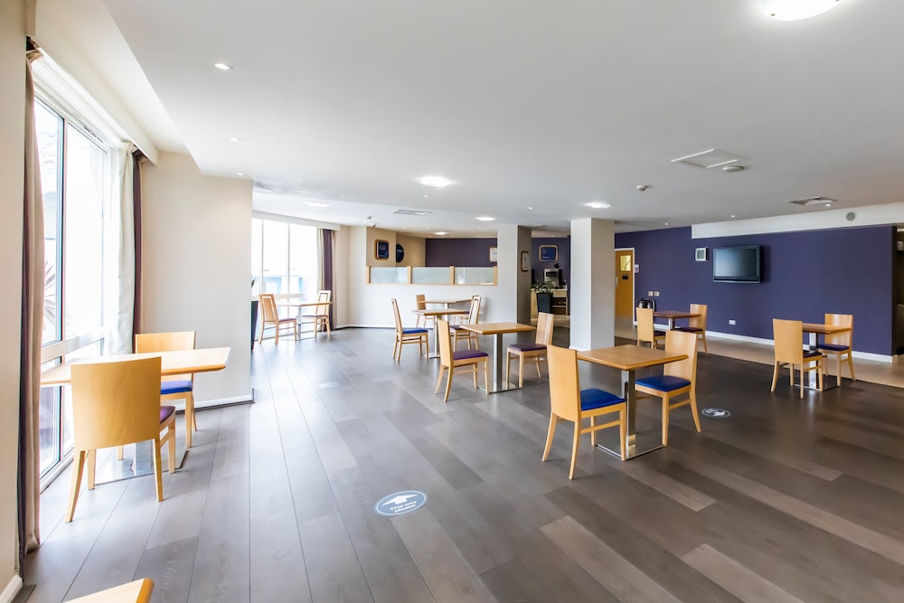 holiday inn express norwich by ihg