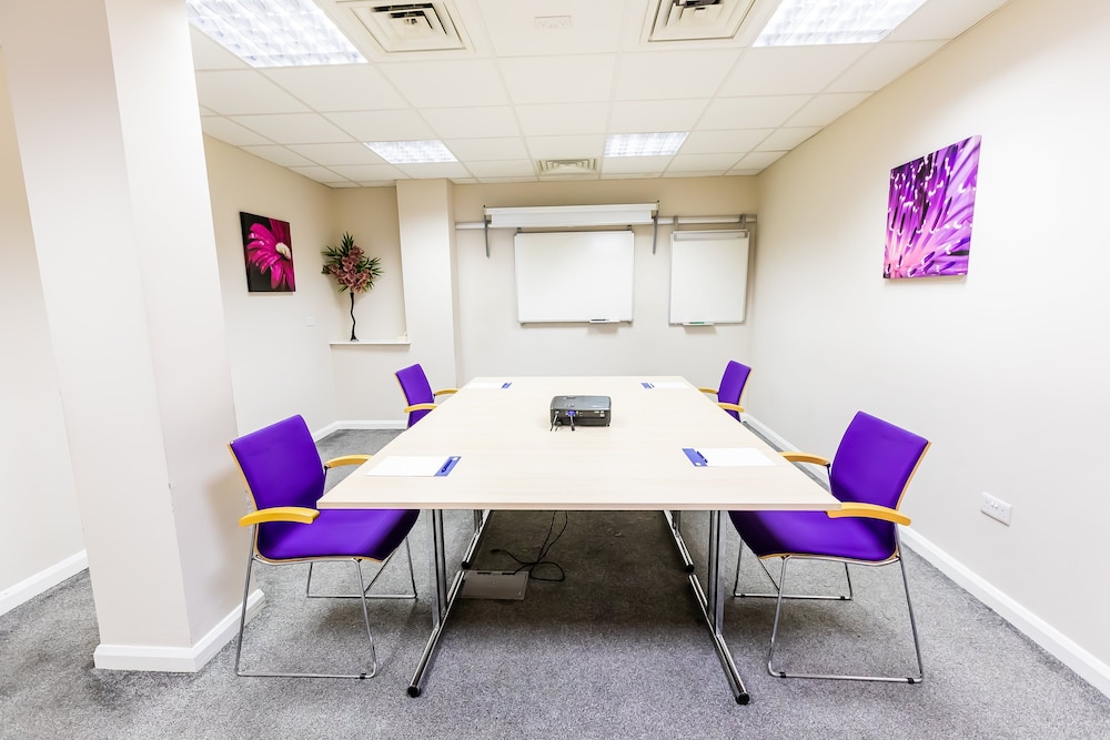 holiday inn express norwich by ihg