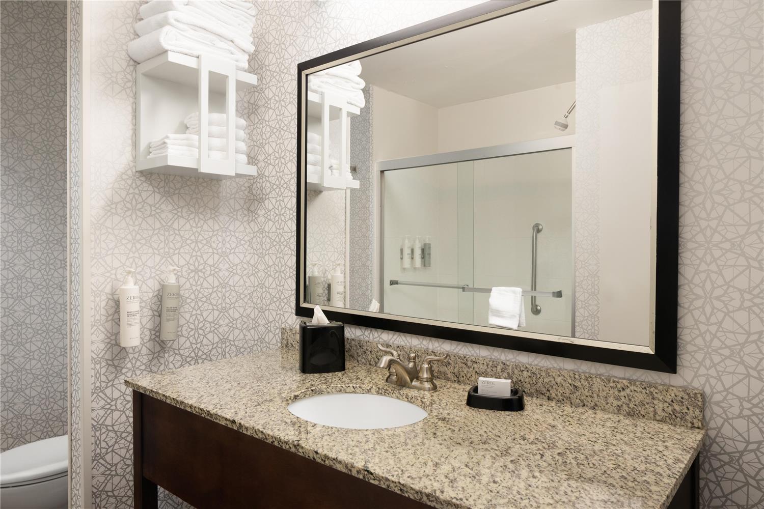 hampton inn fairmont