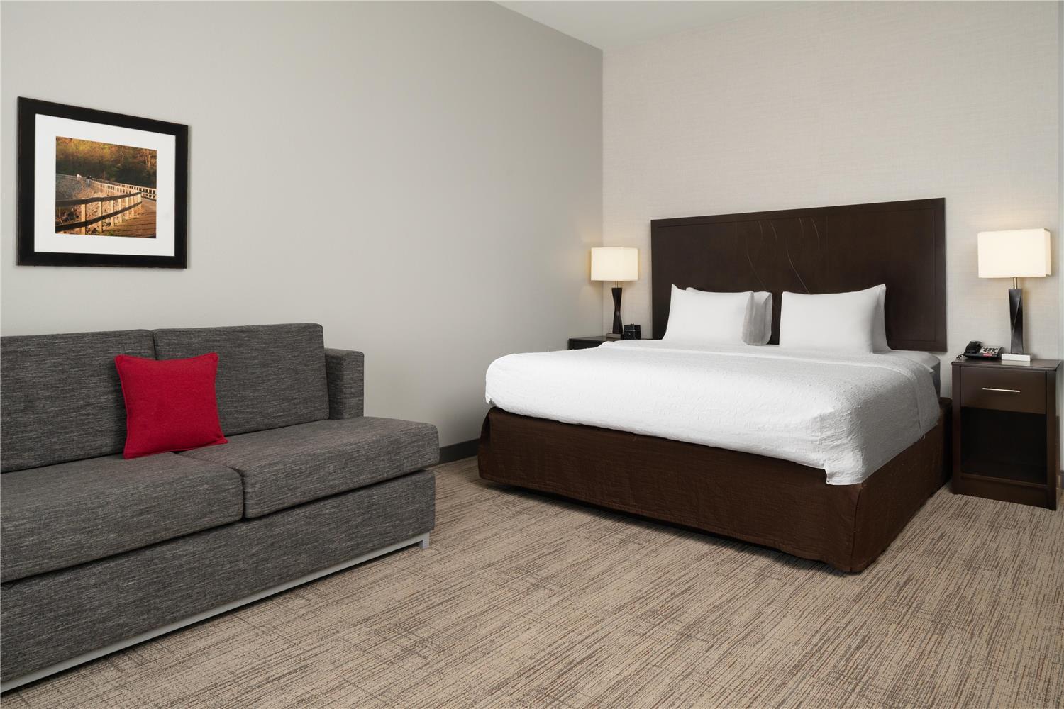 hampton inn fairmont