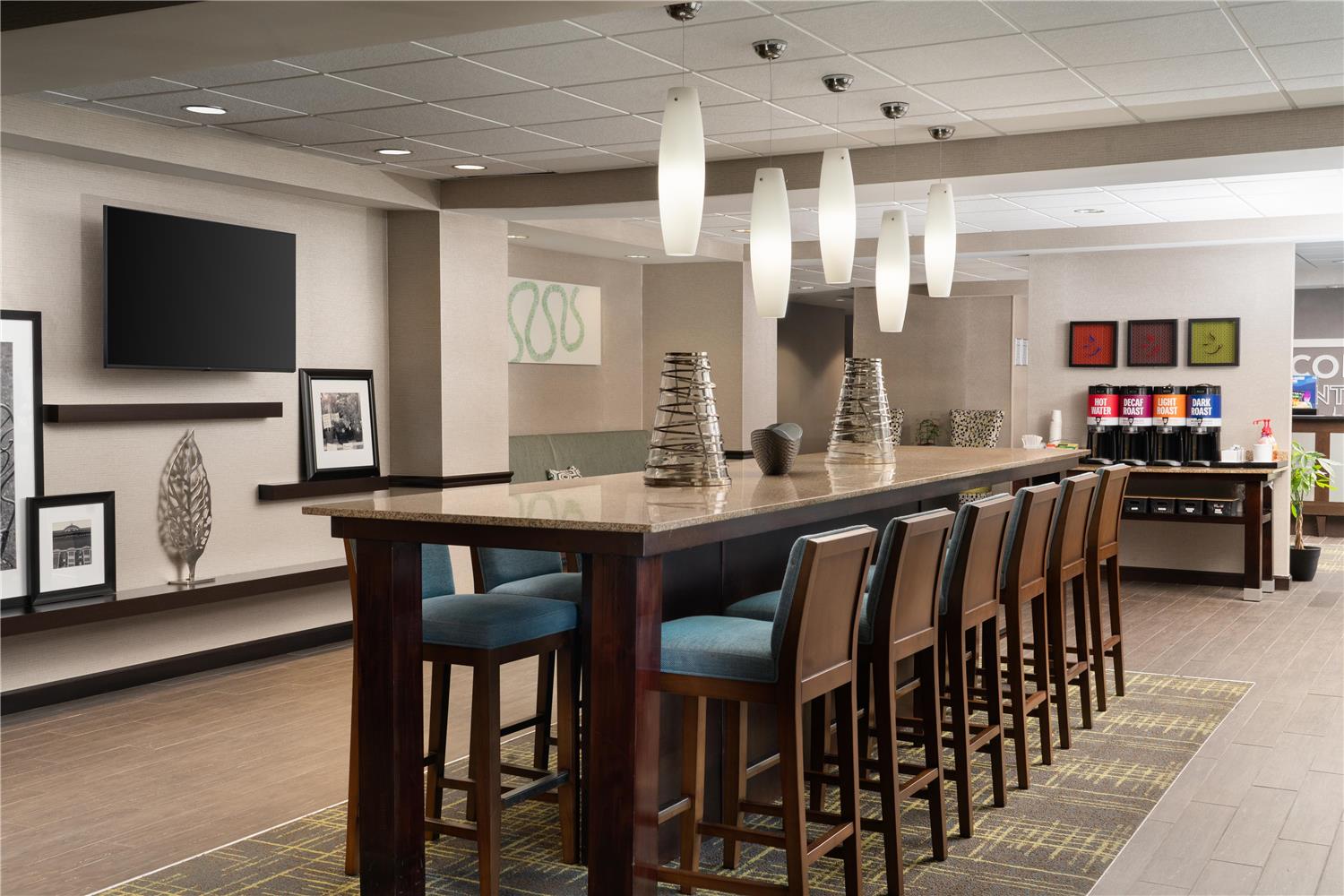 hampton inn fairmont