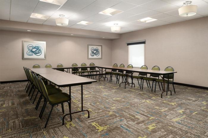 hampton inn fairmont