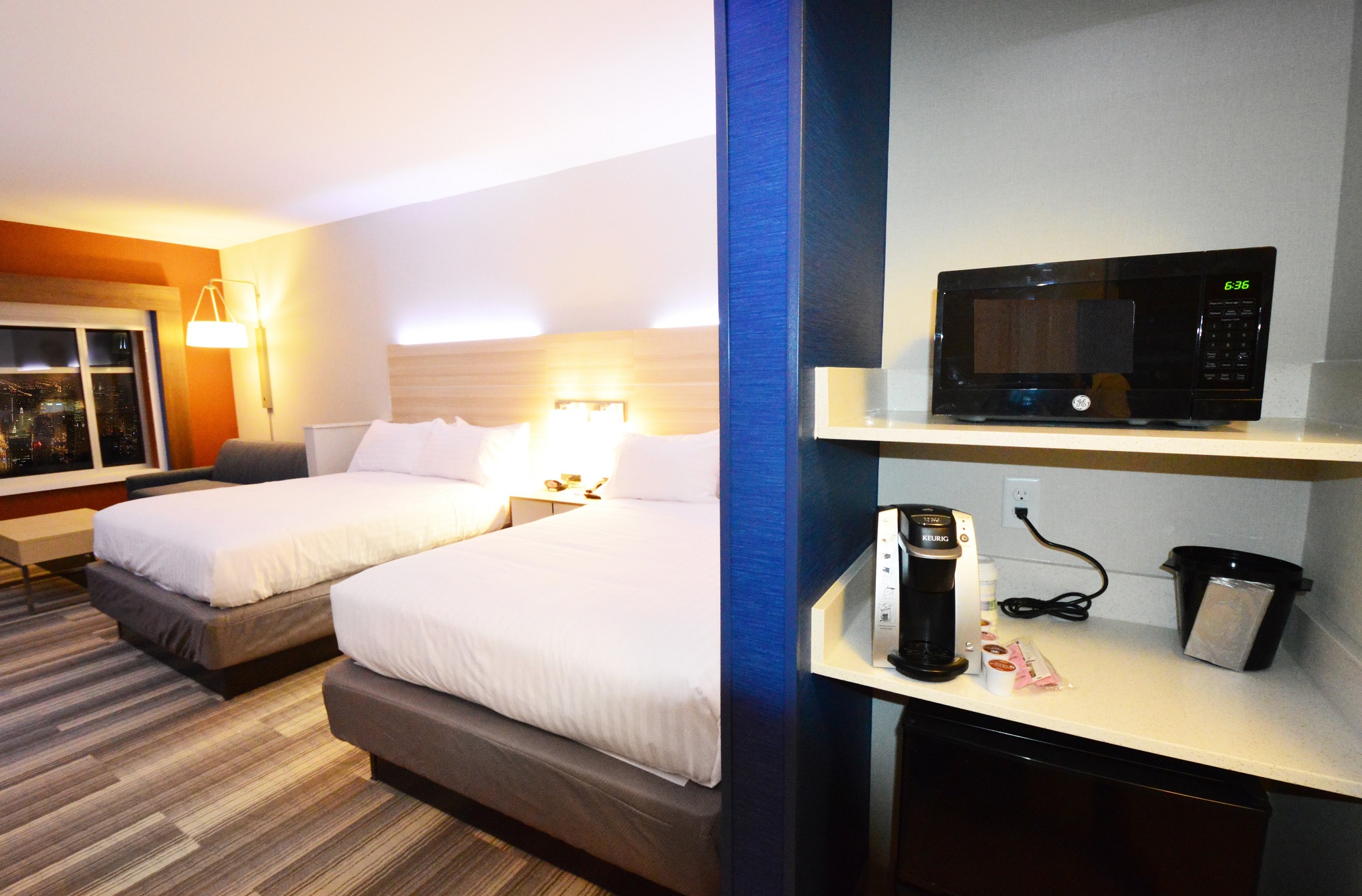 holiday inn express and suites toledo south perrys