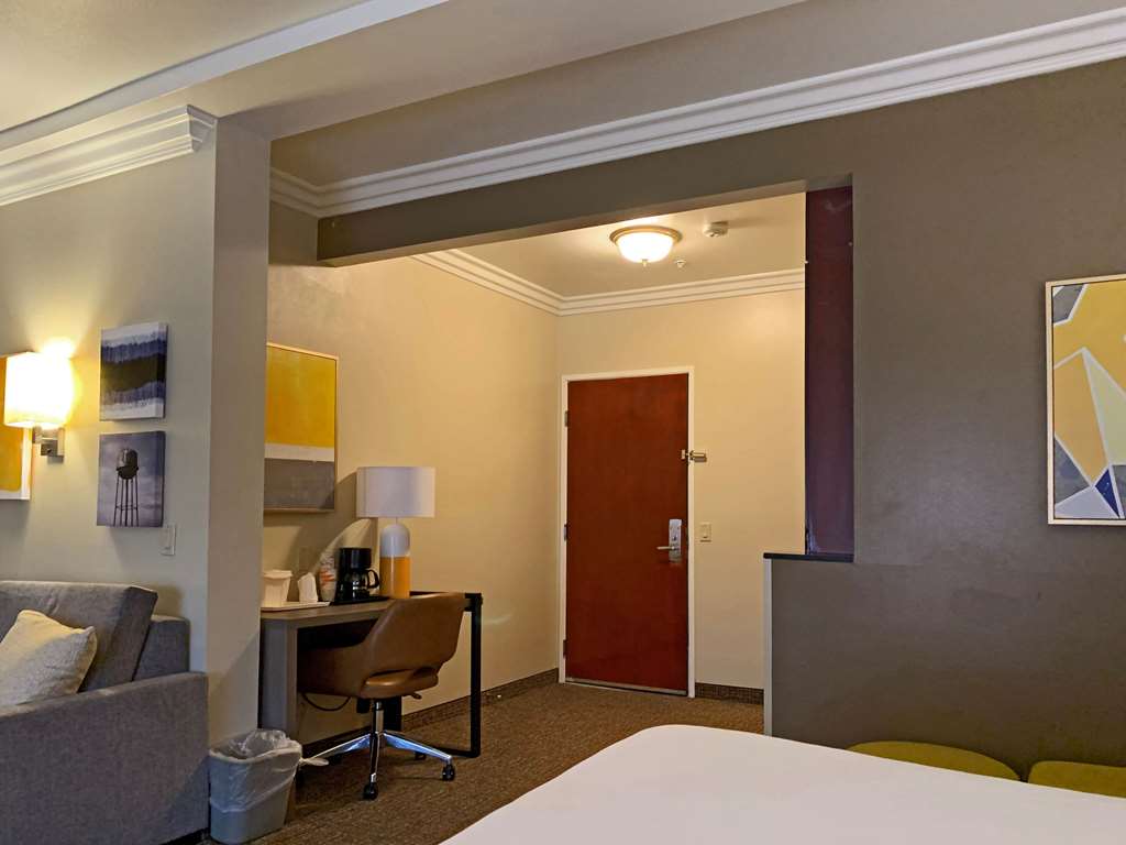 comfort suites oceanside camp pendleton area