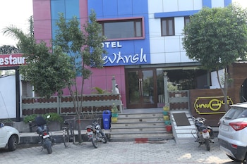 hotel devansh by inspira