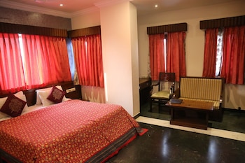 hotel devansh by inspira