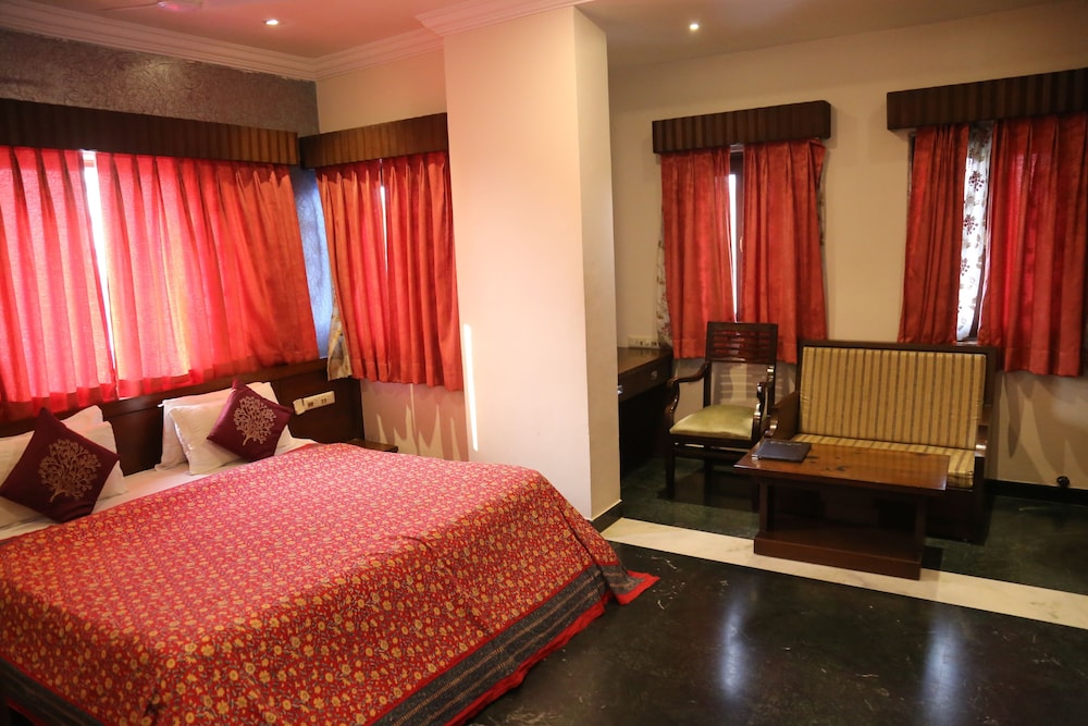 hotel devansh by inspira