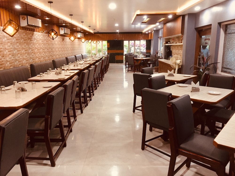 hotel satkar