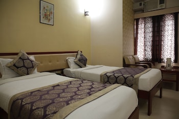 hotel satkar