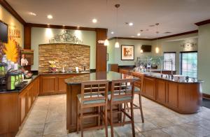 Staybridge Suites Omaha 80Th And Dodge By Ihg,Omaha>>Douglas,3 star