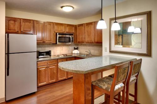 staybridge suites omaha 80th and dodge by ihg
