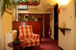 elysee hotel