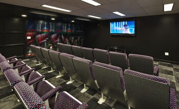 residence and conference centre hamilton