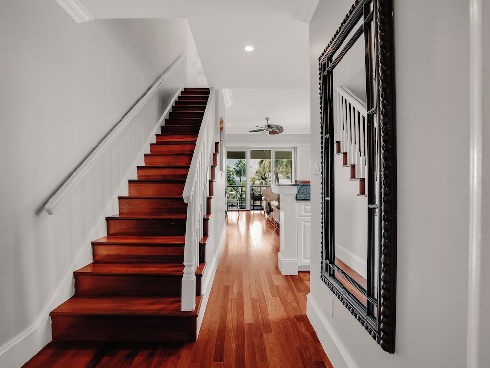 valentines resort and marina