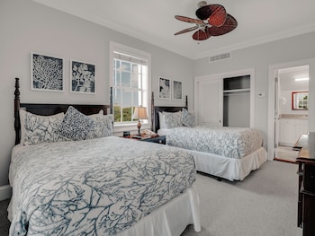 valentines resort and marina