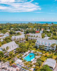 valentines resort and marina