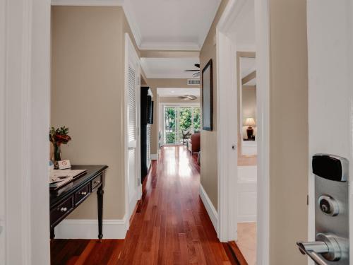 valentines resort and marina