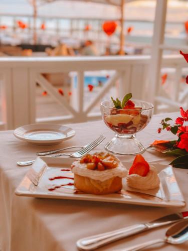 valentines resort and marina