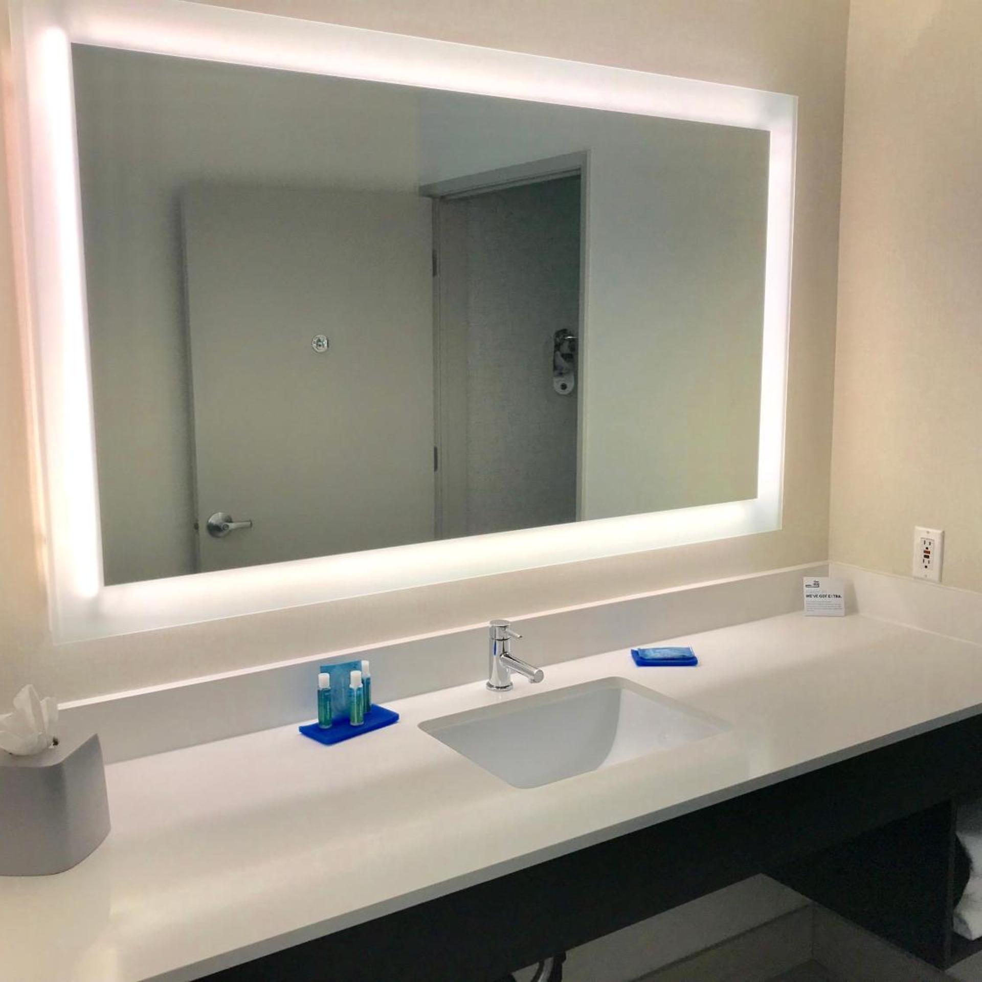 holiday inn express hotel and suites tracy by ihg