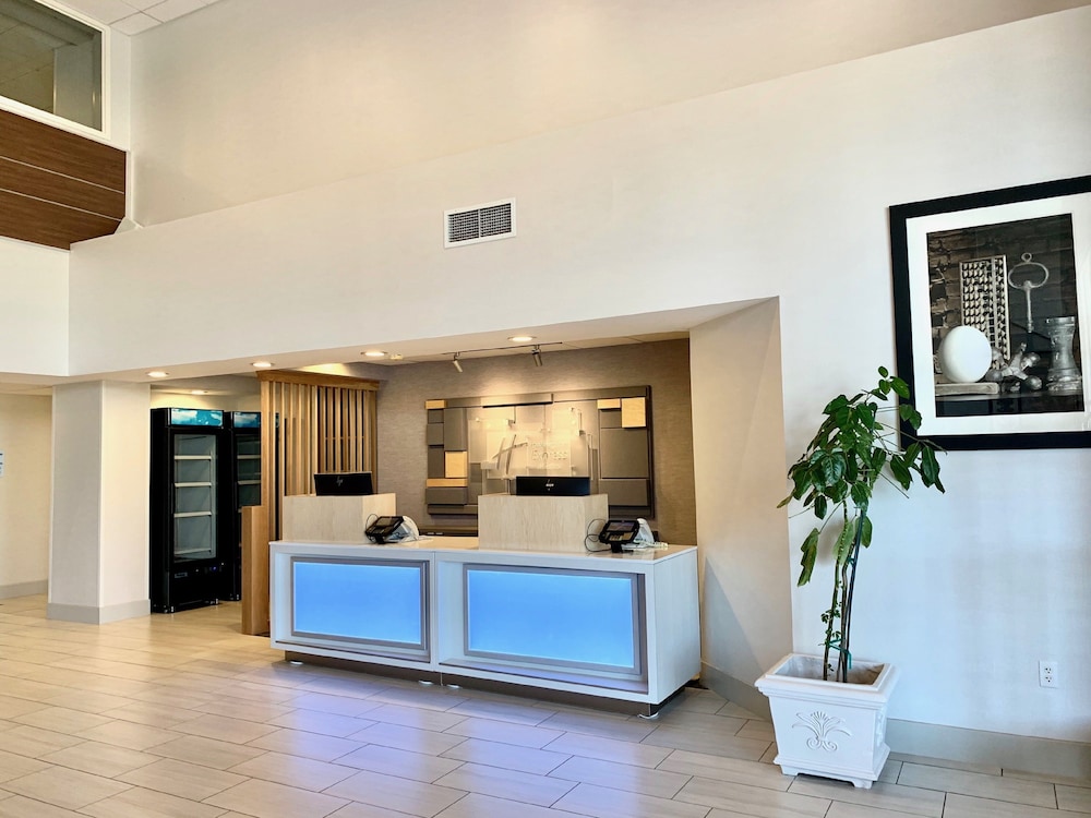 holiday inn express hotel and suites tracy by ihg