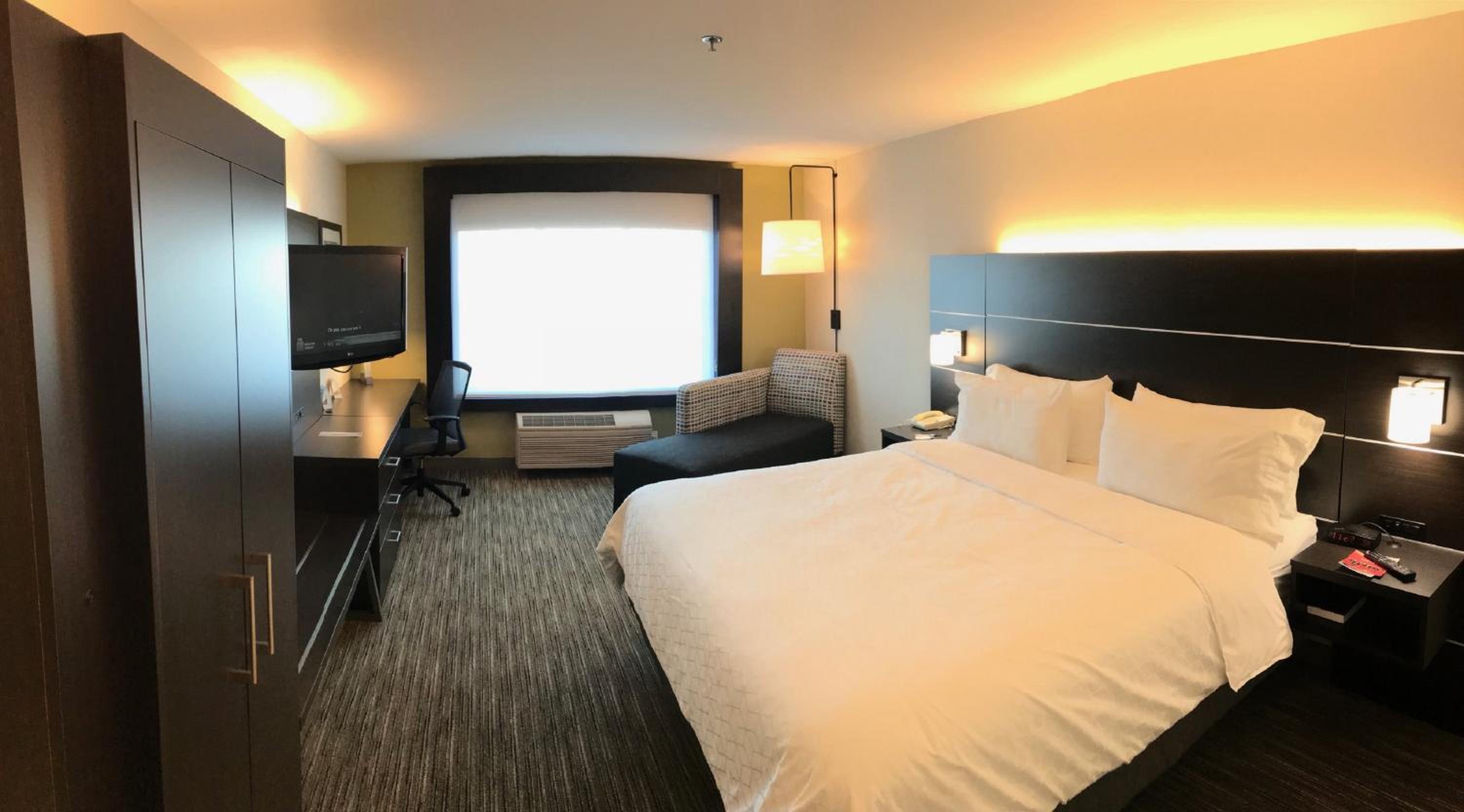 holiday inn express hotel and suites tracy by ihg