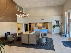 holiday inn express hotel and suites tracy by ihg